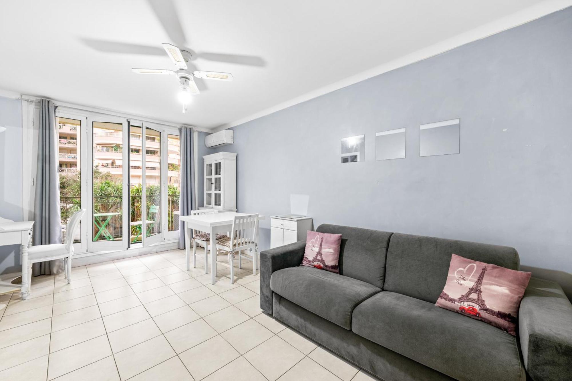 Le Landelle - Centre- Climatisation -Proche Gare Sncf Apartman Menton Kültér fotó